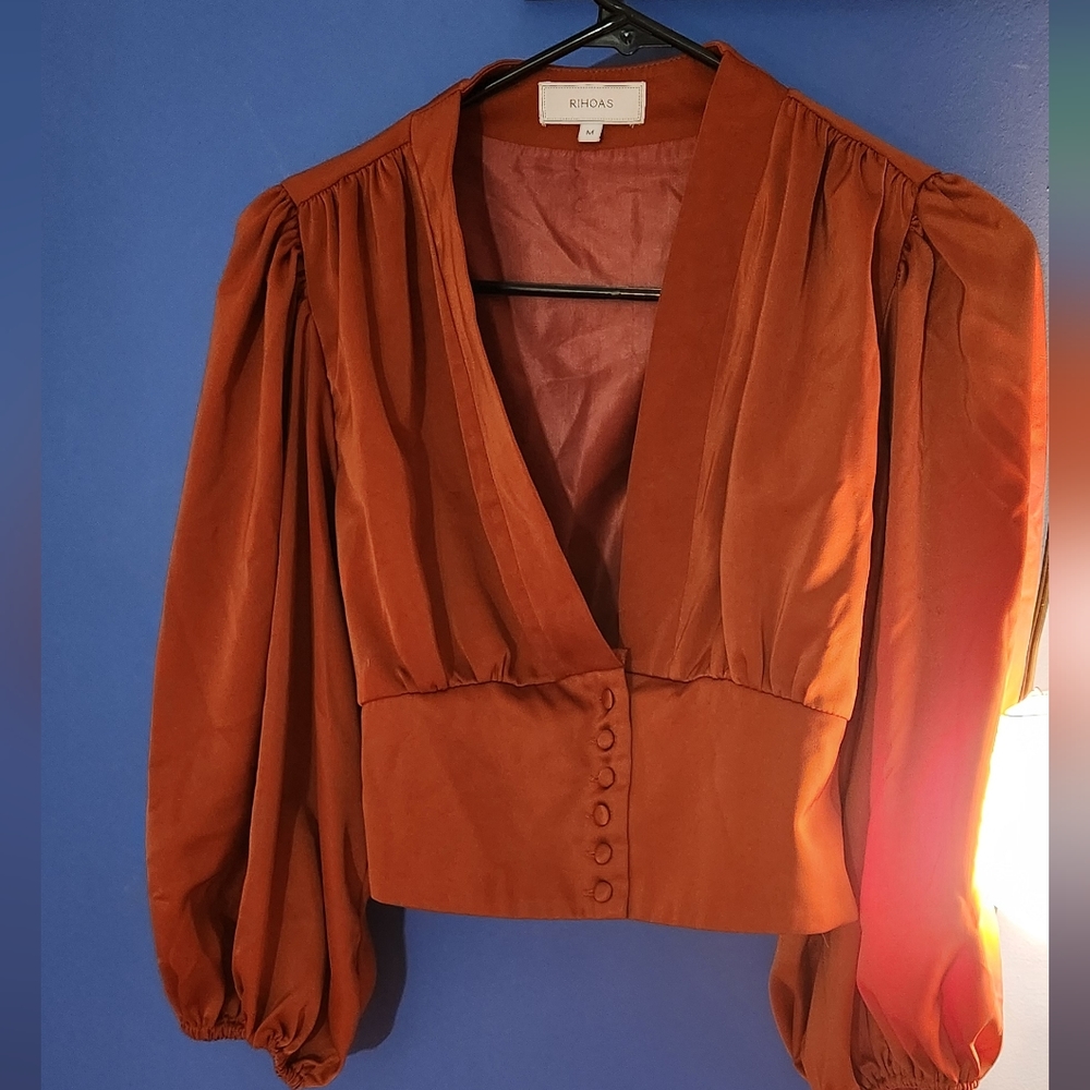 Gorgeous high quality silk blouse